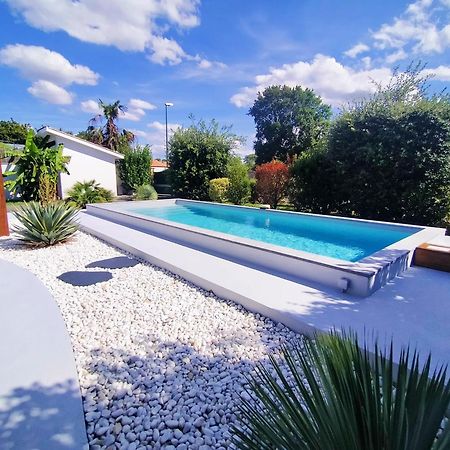 Gite Avec Piscine Et Espace Bien-Etre Partages Entre Bordeaux Et Lacanau Ocean (Adults Only) Brach 외부 사진